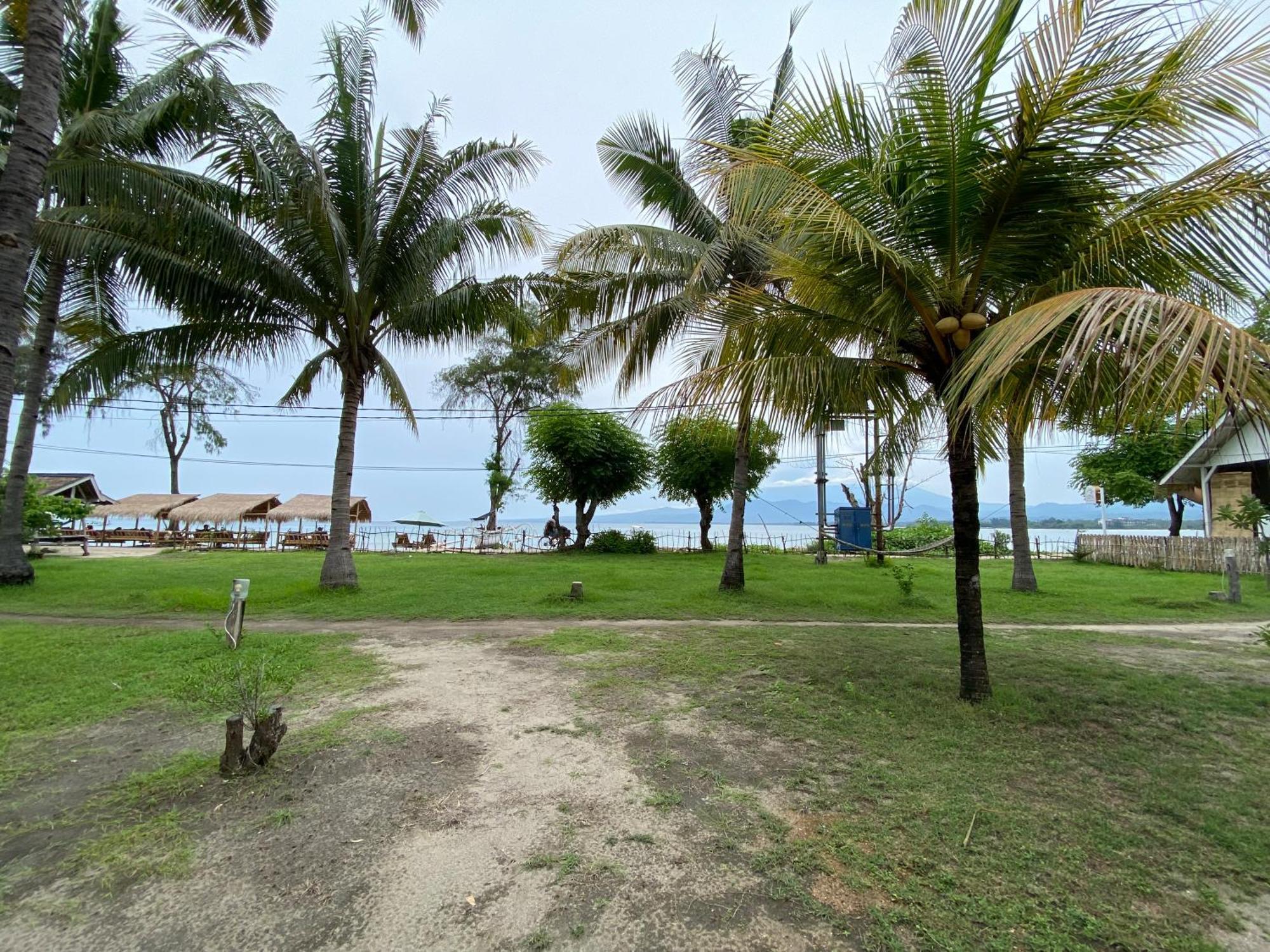 Abdi Fantastik Bed and Breakfast Gili Air Buitenkant foto